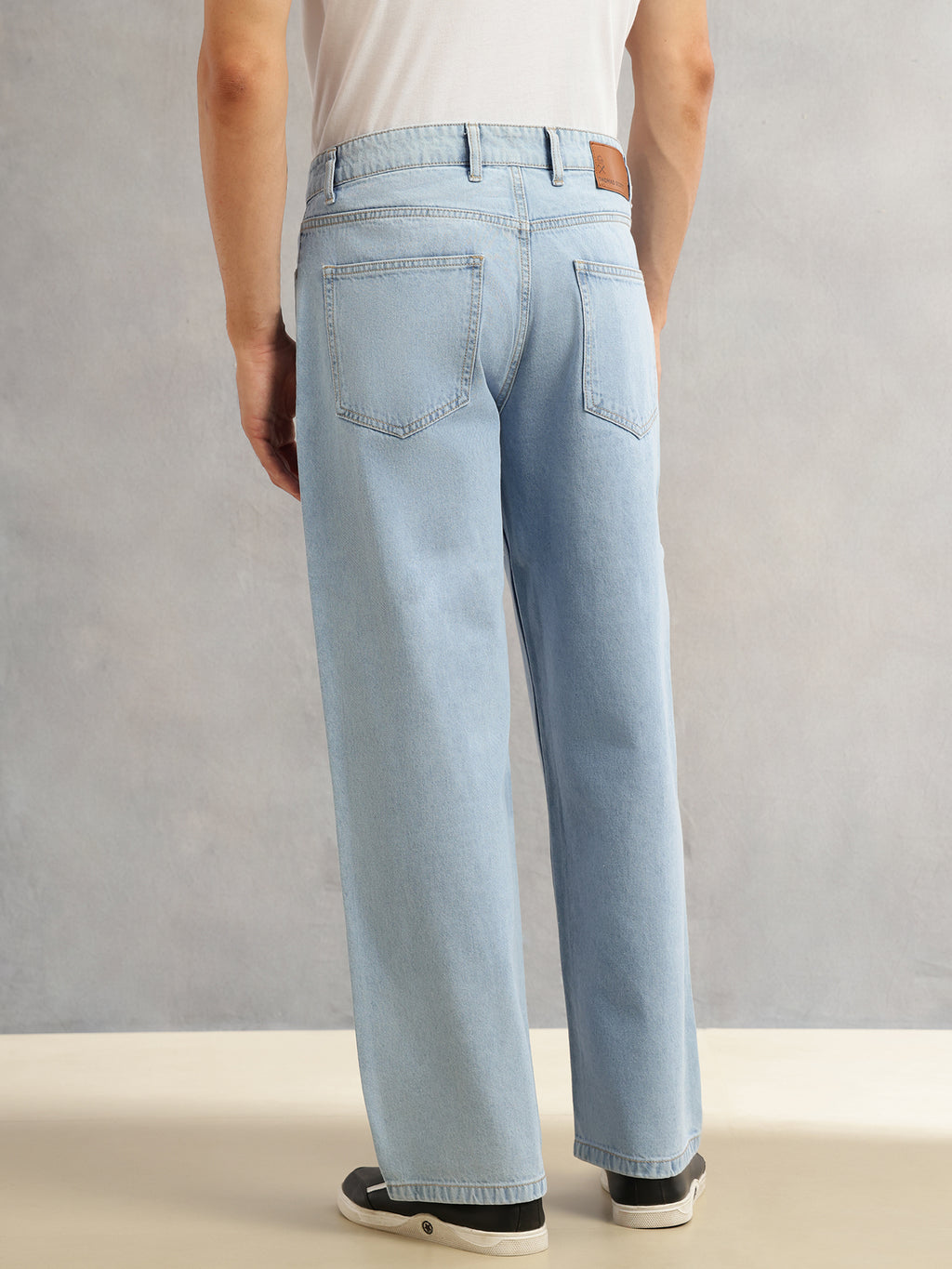 Thomas Scott Men Light Blue Smart Mid Rise Baggy Fit Light Shade 5 Pocket Design Non Stretchable Jeans