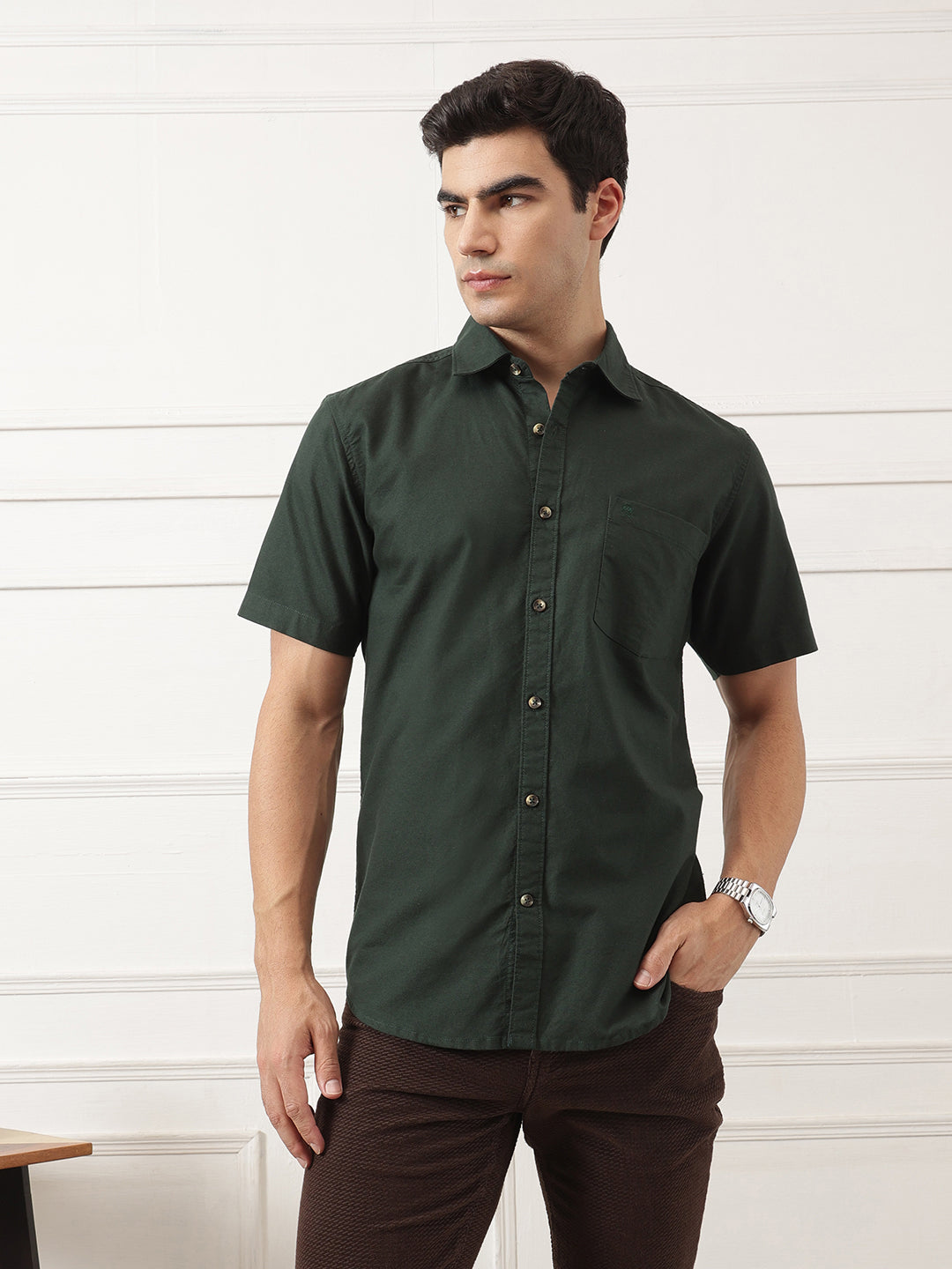 Bottle Green Regular Fit Short Sleeve Spread Collar Solid Oxford Cotton Casual Shirt For Men