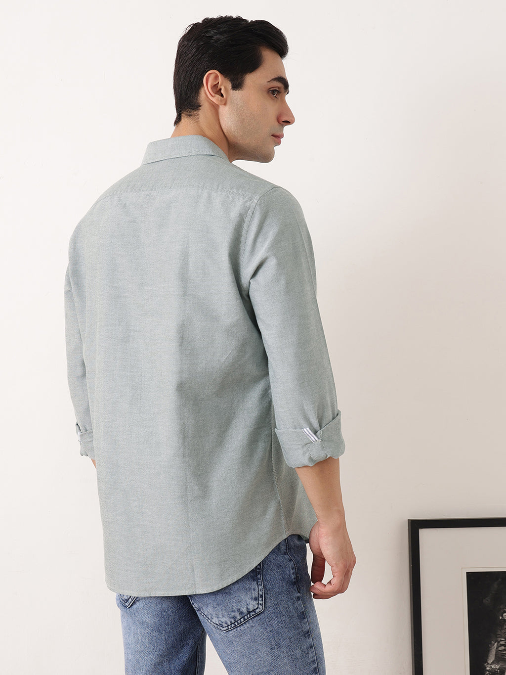 Thomas Scott Men Bottle Green Premium Slim Fit Long Sleeves Spread Collar Solid Cotton Twill Shirt