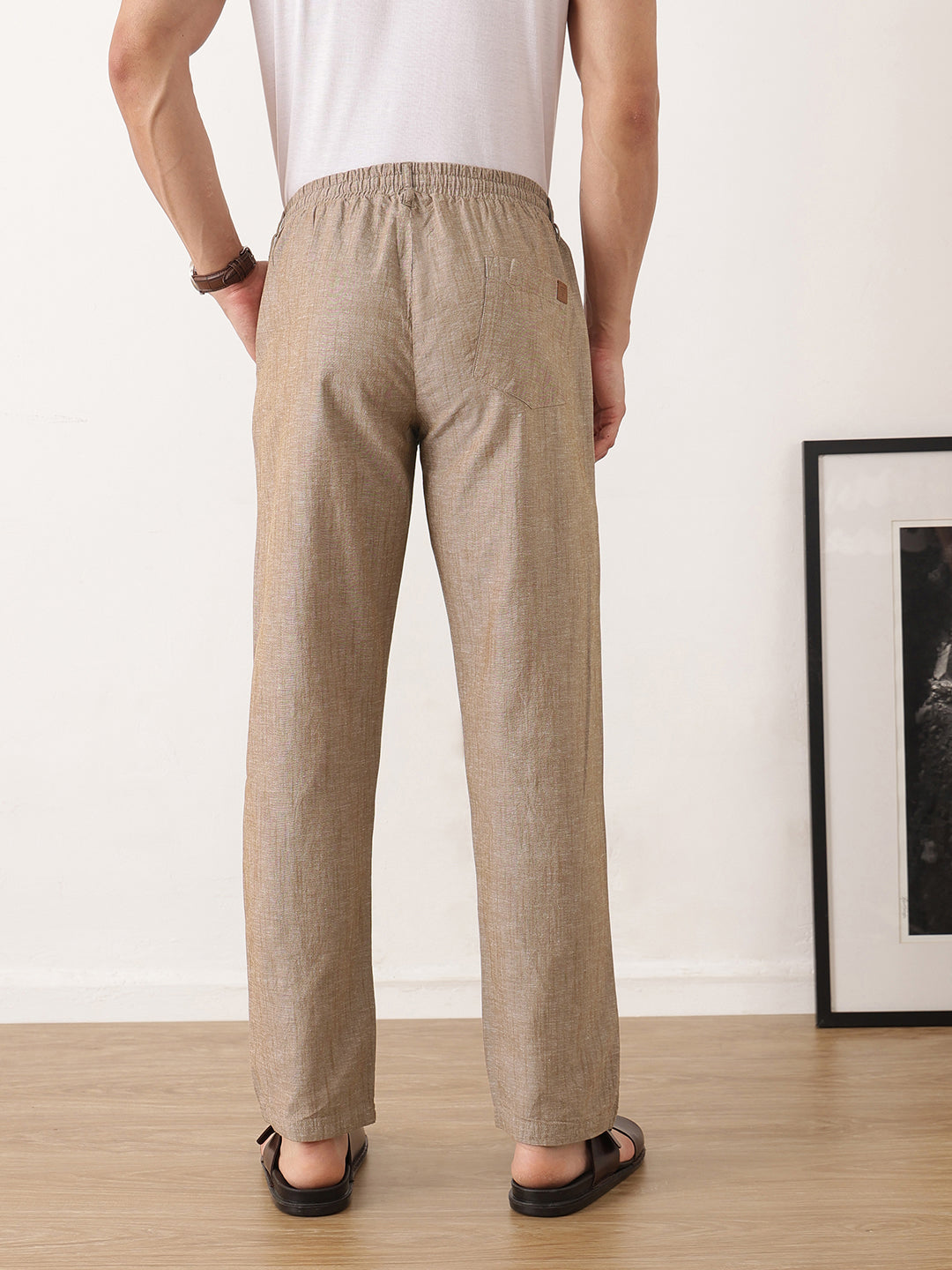 Thomas Scott Men Khaki Smart Relaxed Fit Mid-Rise Solid Cotton Linen Pleated Casual Trousers