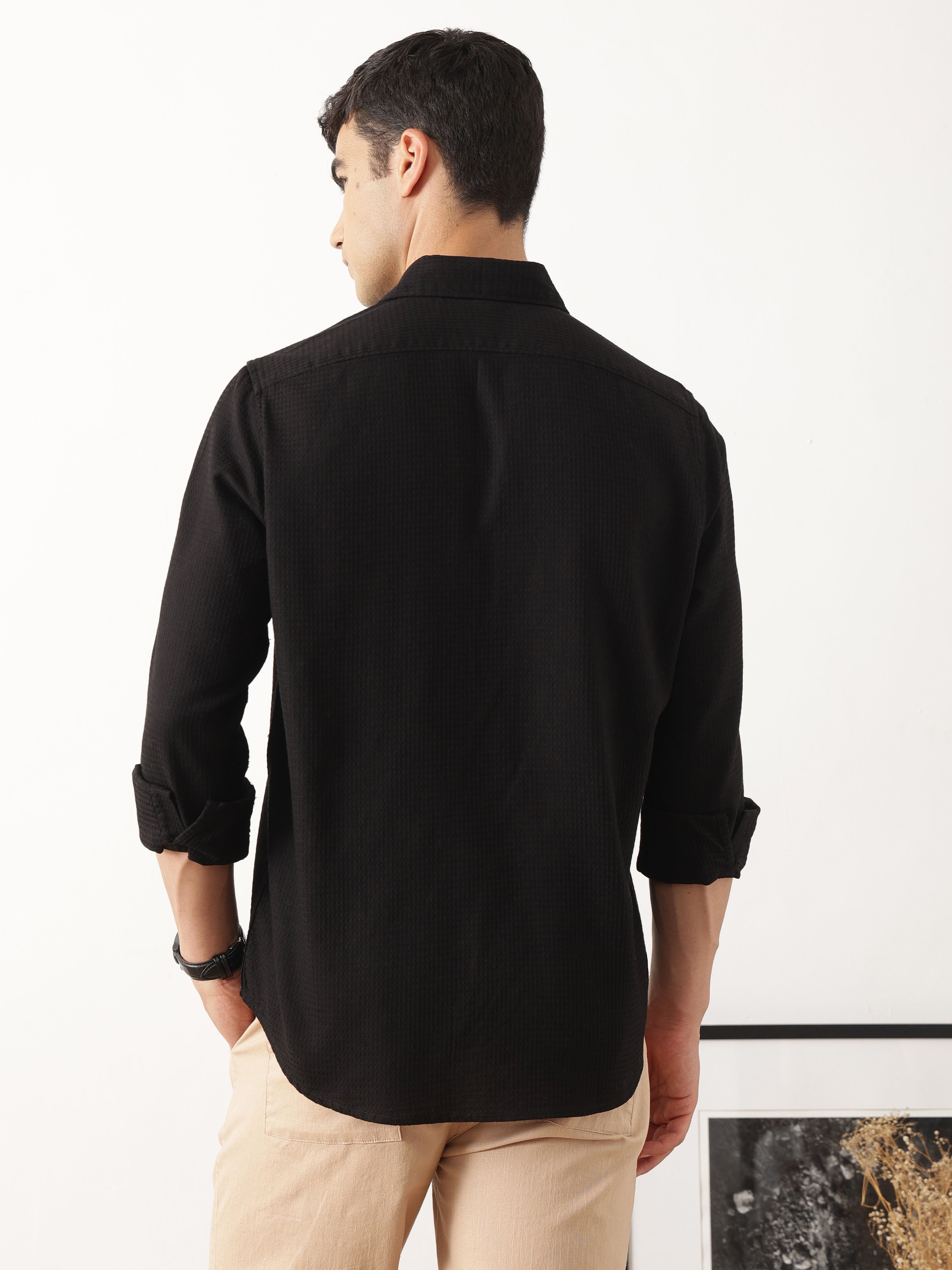Thomas Scott Men Premium Black Regular Fit Long Sleeves Spread Collar Textured Casual Shirt