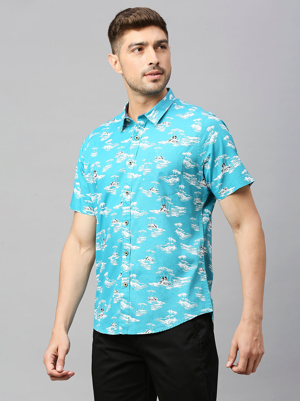 Thomas Scott Men Turquoise Classic Short Sleeves Slim Fit Spread Collar Conversational Printed Cotton Casual Shirt