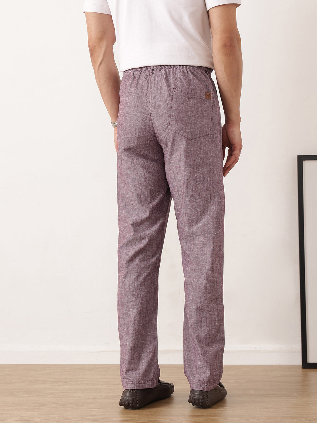 Thomas Scott Men Maroon Smart Relaxed Fit Mid-Rise Solid Cotton Linen Pleated Casual Trousers