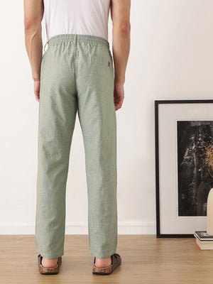 Thomas Scott Men Green Smart Relaxed Fit Mid-Rise Solid Cotton Linen Pleated Casual Trousers
