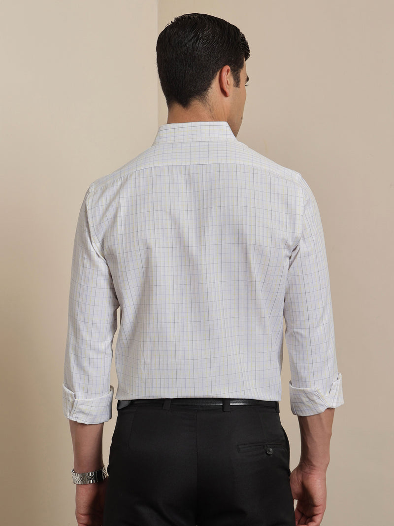 Thomas Scott Men Smart White1 Regular Fit Long Sleeves Button Down Collar Windowpane Checks Formal Shirt