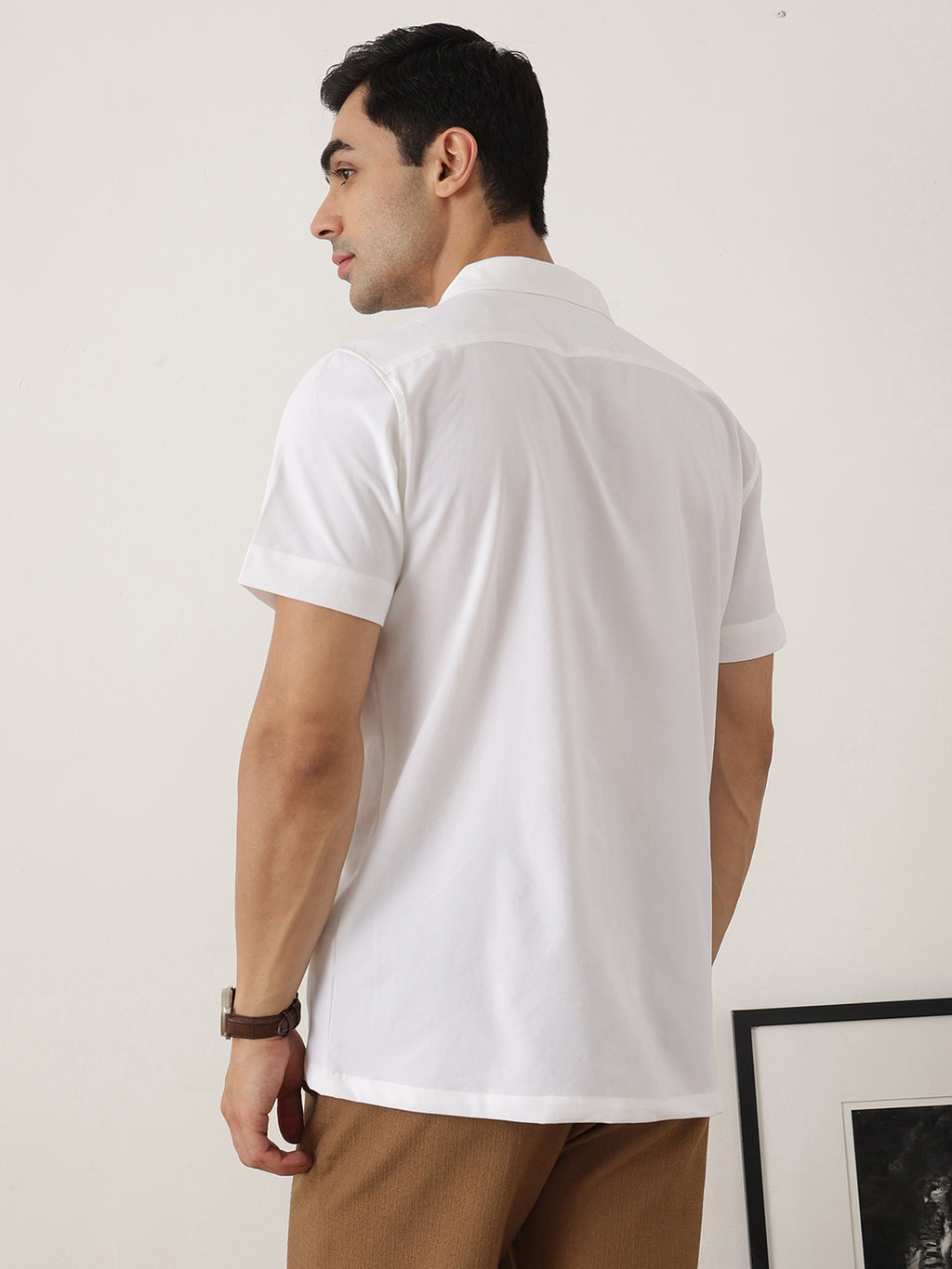 Thomas Scott Men Premium White Slim Fit Short Sleeves Spread Collar Solid Casual Shirt