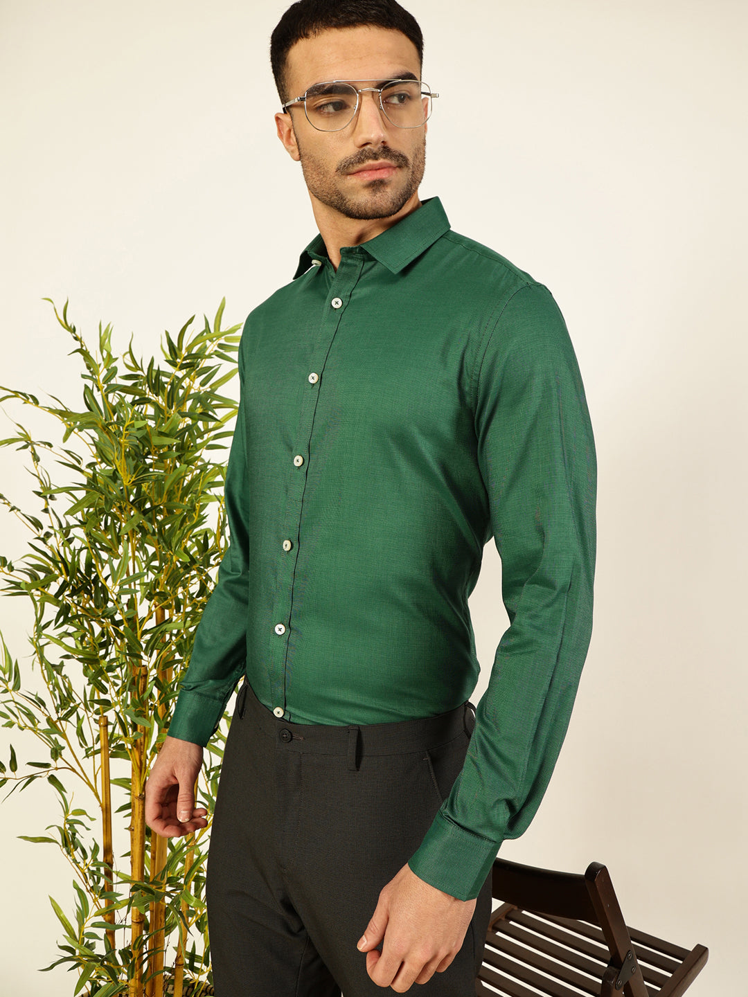 Thomas Scott Men Green Premium Slim Fit Long Sleeves Spread Collar Solid 100% Cotton Formal Shirt