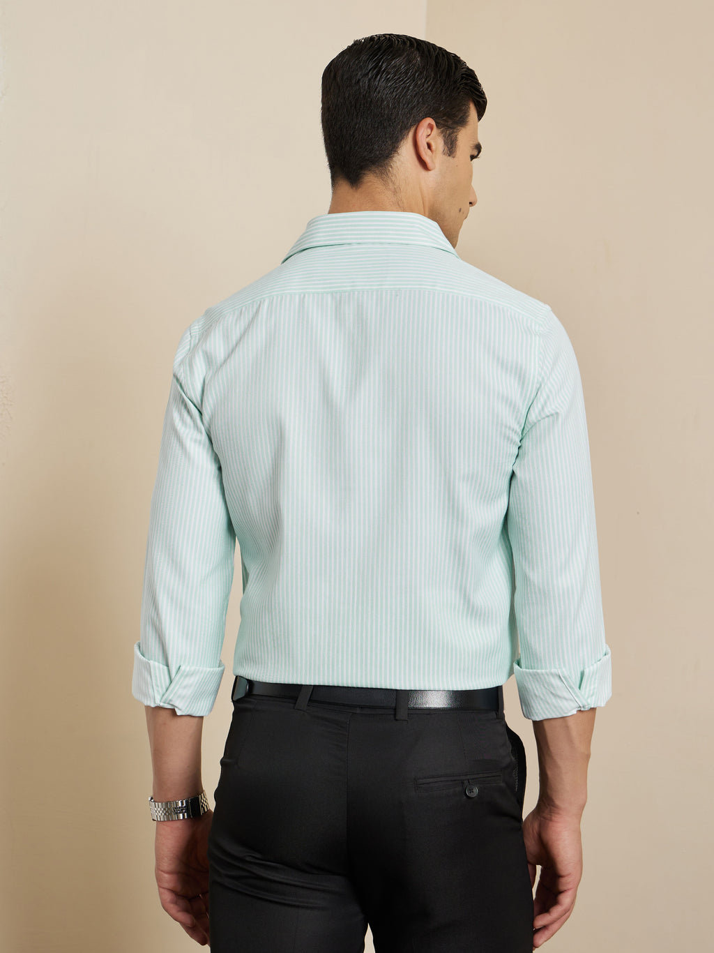 Thomas Scott Men Smart Green Regular Fit Long Sleeves Semi Cutaway Collar Pinstripes Formal Shirt