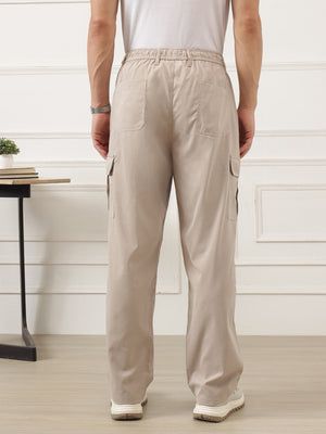 Beige Smart Easy Wash Relaxed Fit Mid-Rise Solid Woven Cargo Trouser For Men