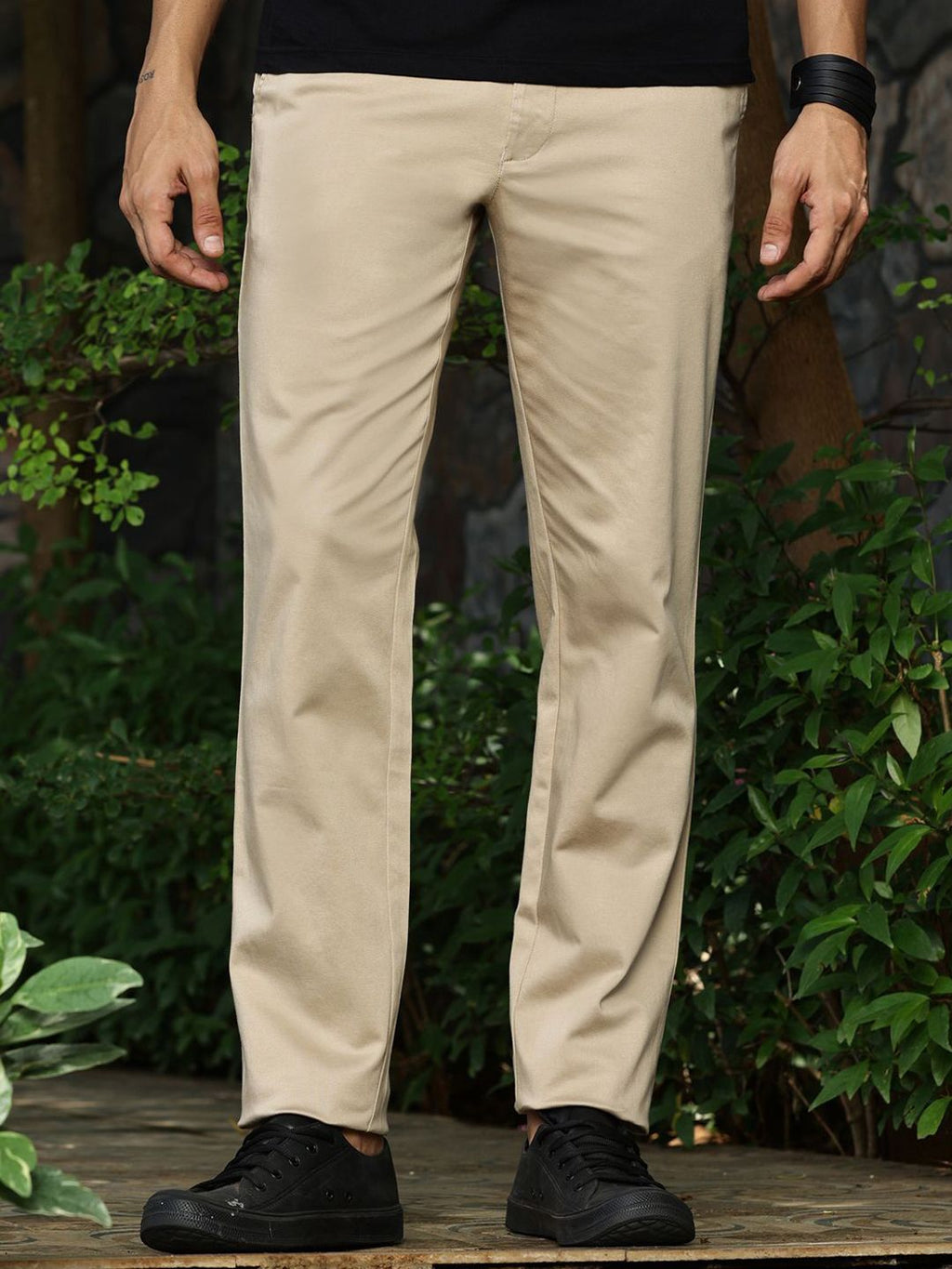 Thomas Scott Men Beige Smart Slim Fit Mid-Rise Solid Woven Chinos Trouser