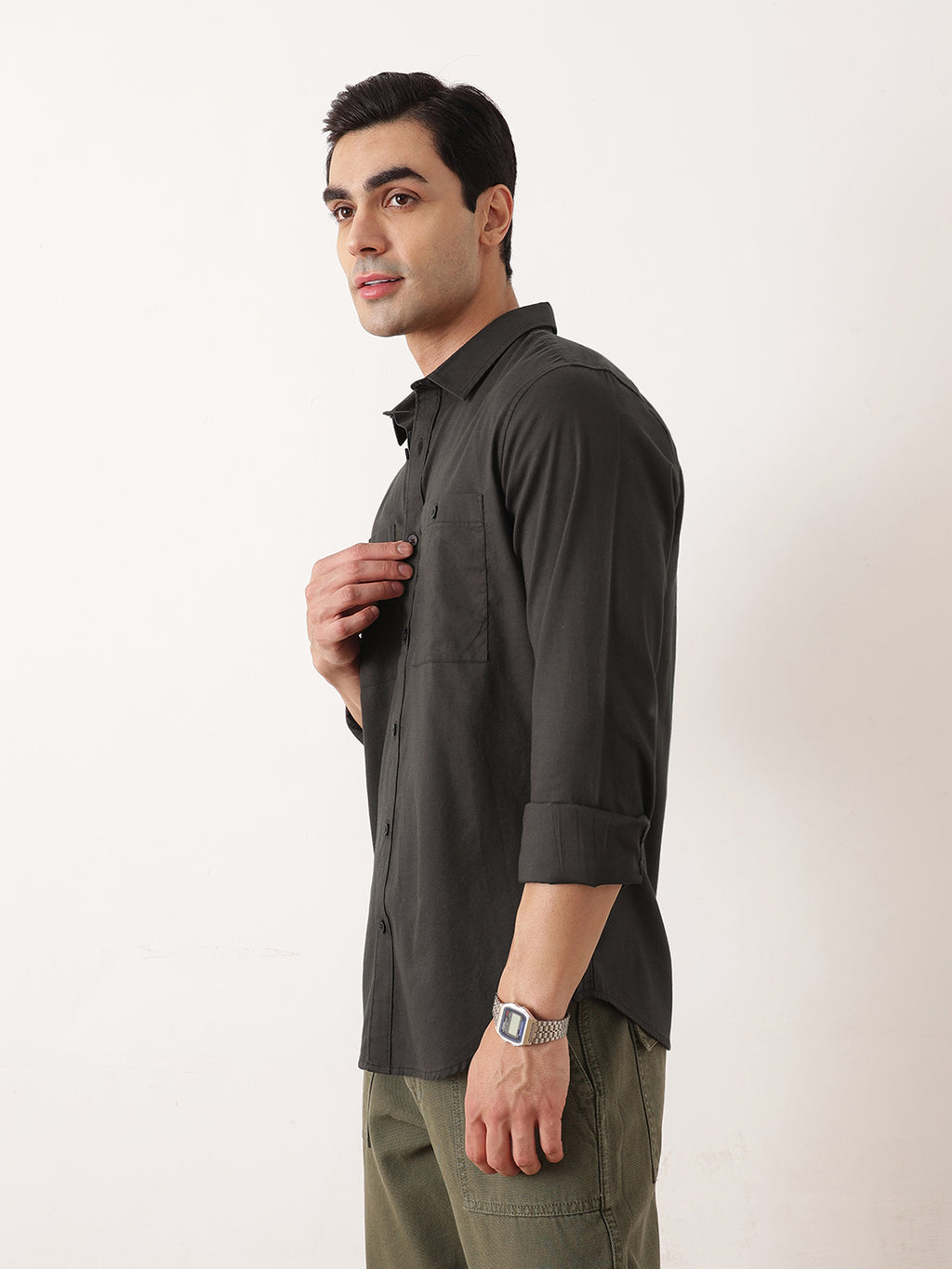 Thomas Scott Men Dark Grey Premium Regular Fit Long Sleeves Spread Collar Solid Cotton Casual Shirt with 2 Patch Pockets