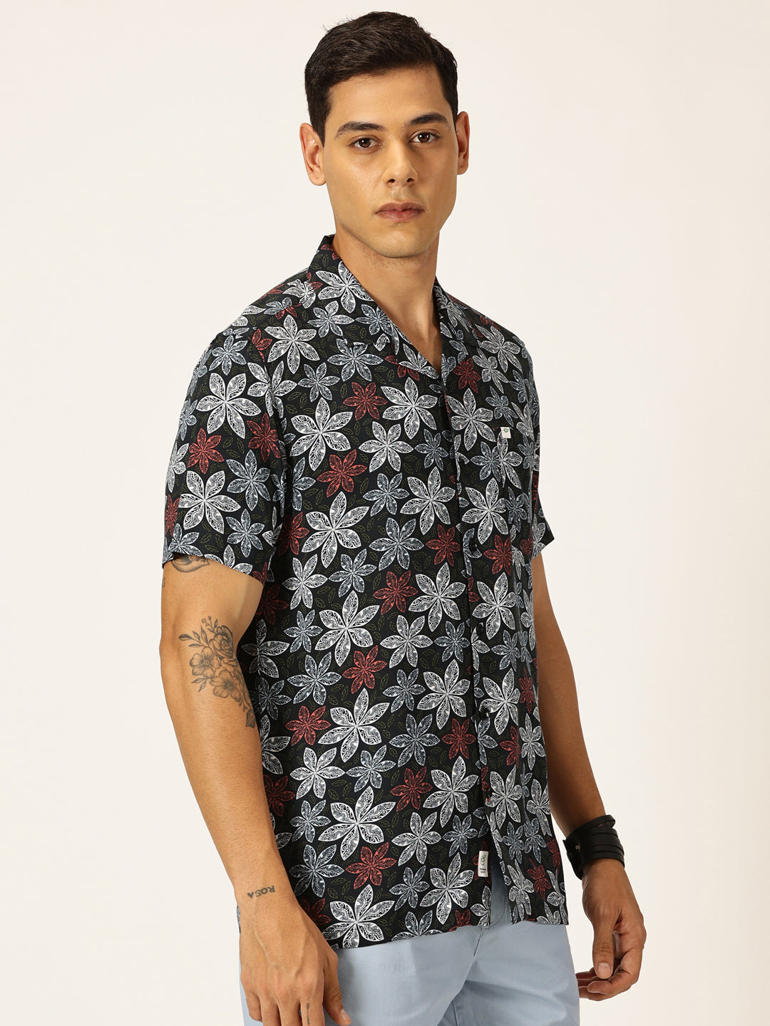 Thomas Scott Men Smart Floral Printed Casual Shirt