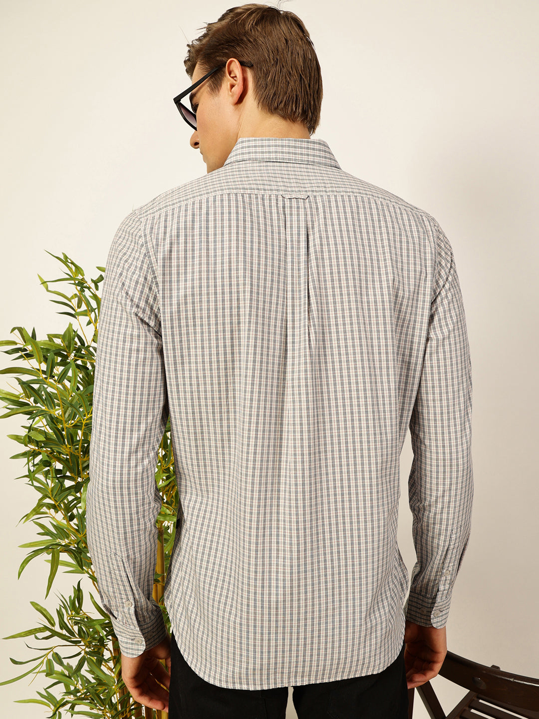 Thomas Scott Men Smart Spread Collar Micro Checked Cotton Slim Fit Casual Shirt
