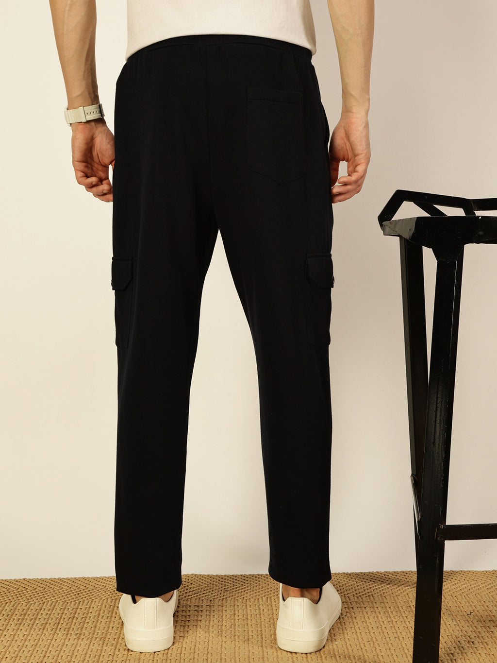 Thomas Scott Men Mid-Rise Track Pants
