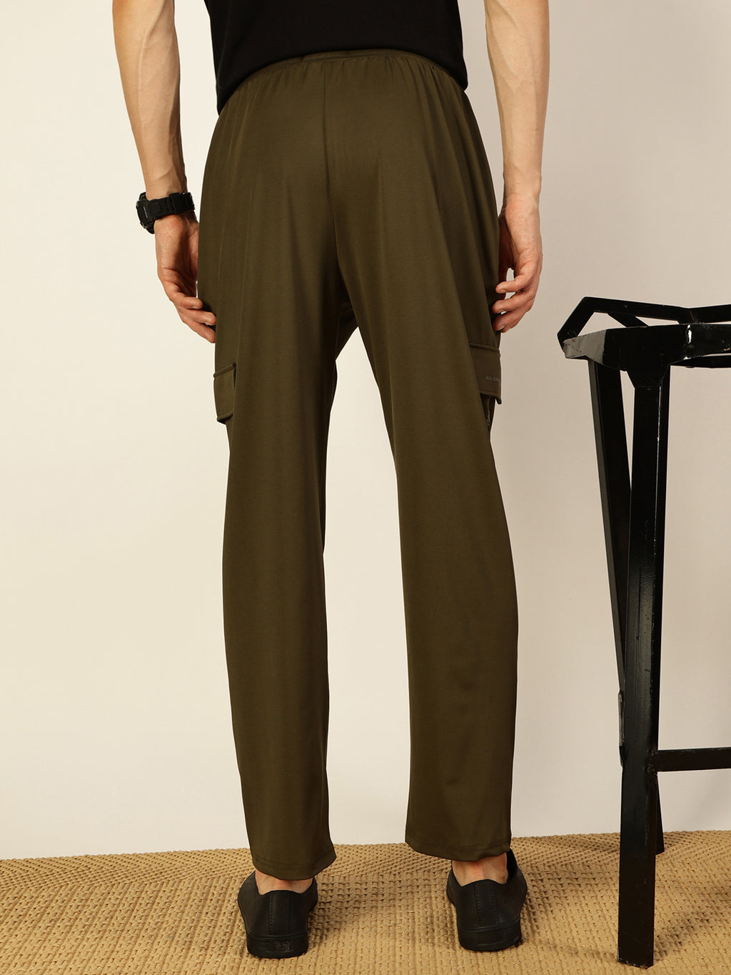 Thomas Scott Men Olive Mid-Rise Regular Fit Track Pant