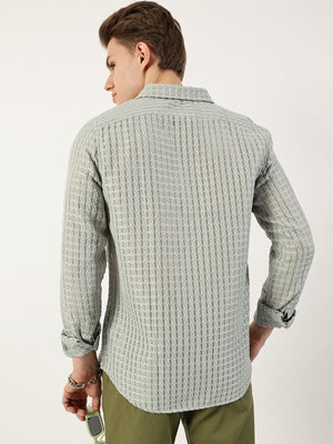 Thomas Scott Men Green Premium Spread Collar Textured Solid Slim Fit Casual Shirt