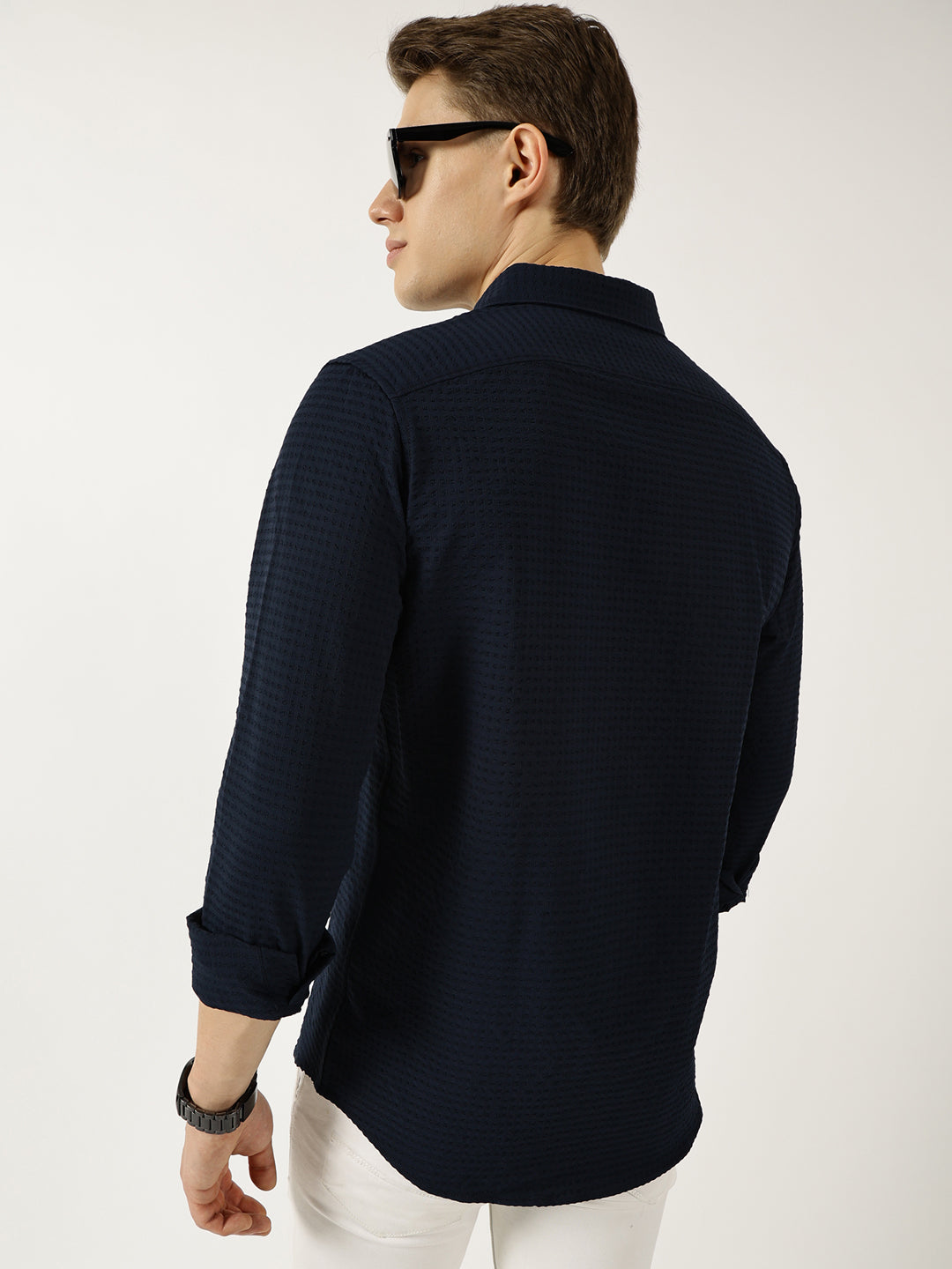 Thomas Scott Men Navy Classic Spread Collar Textured Solid Slim Fit Casual Shirt