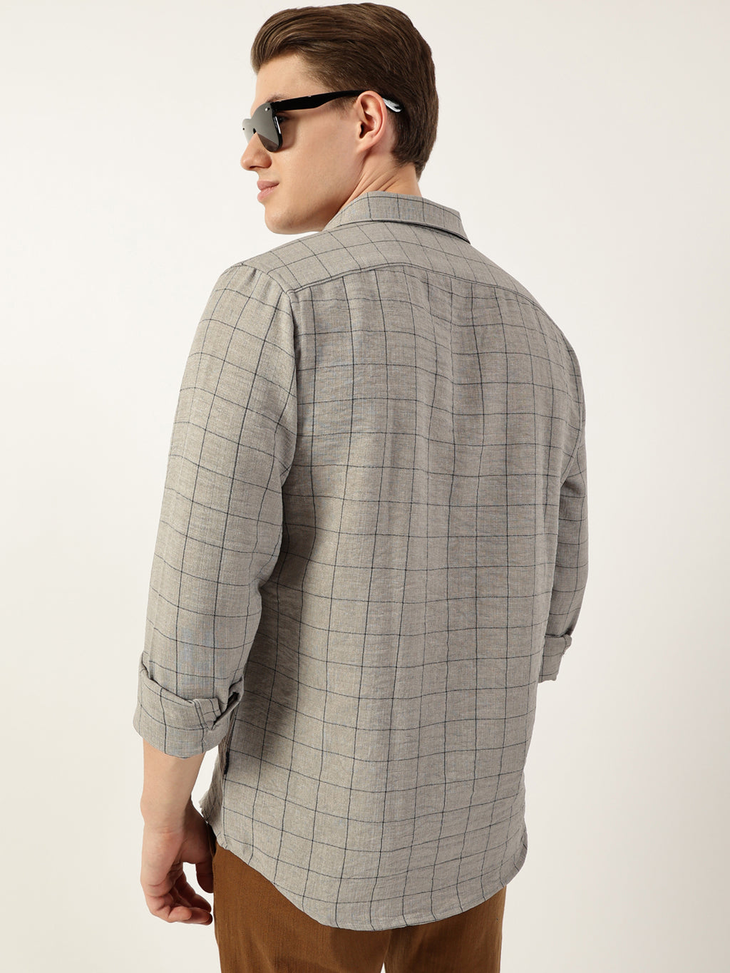 Thomas Scott Men Grey Smart Spread Collar Windowpane Checked Slim Fit Casual Shirt