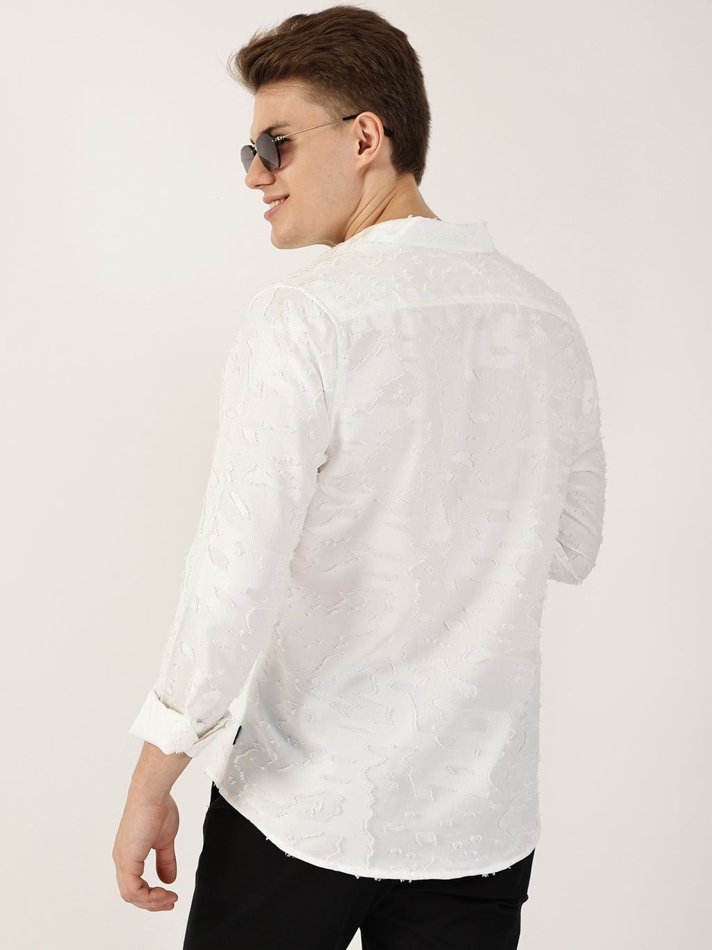 Thomas Scott Men White Premium Slim Fit Textured Casual Shirt