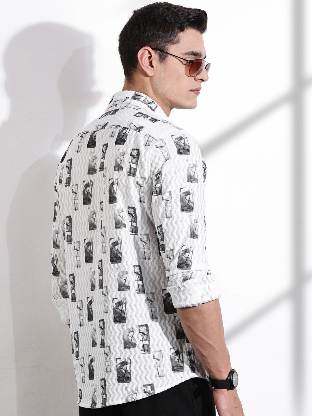 Thomas Scott Men Olive Slim Fit Long Sleeves Abstract Printed Casual Shirt
