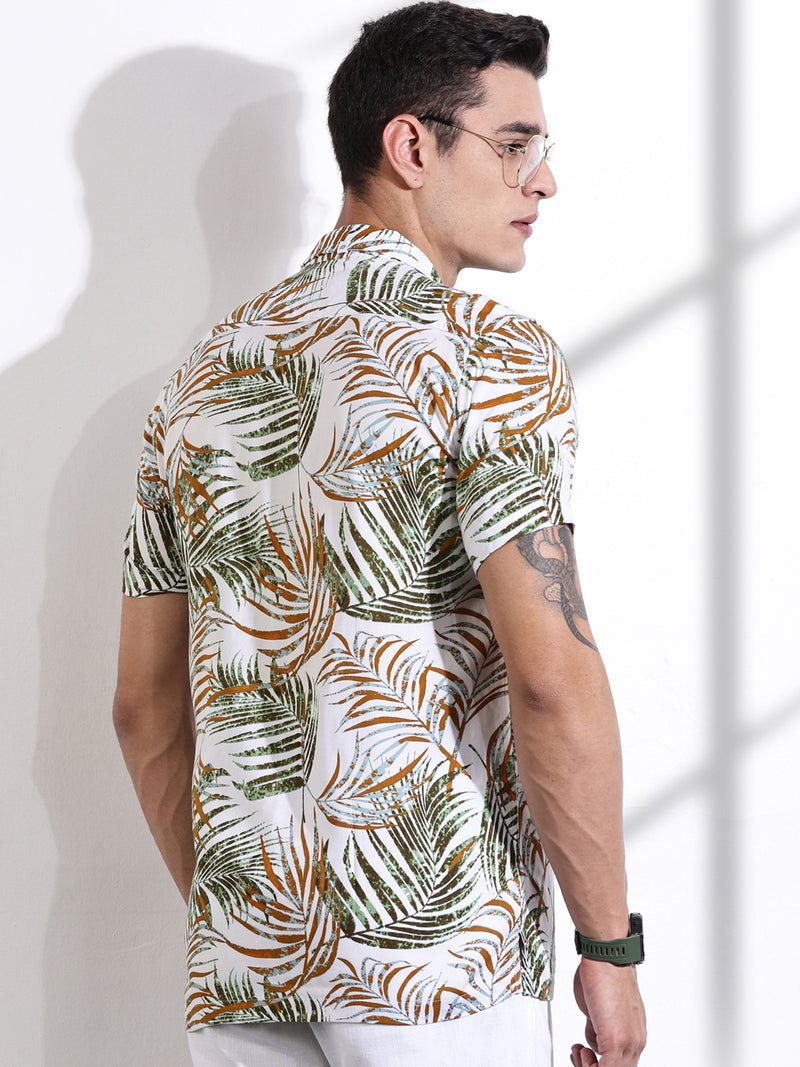 Thomas Scott Men MediumBlue Regular Fit Short Sleeves Floral Printed Casual Shirt