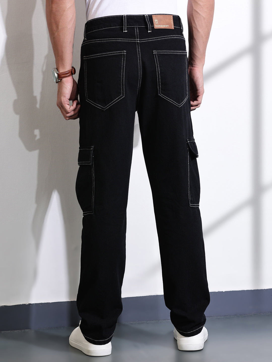 Thomas Scott Men Black Relaxed Fit Cargo Style Cotton Jeans
