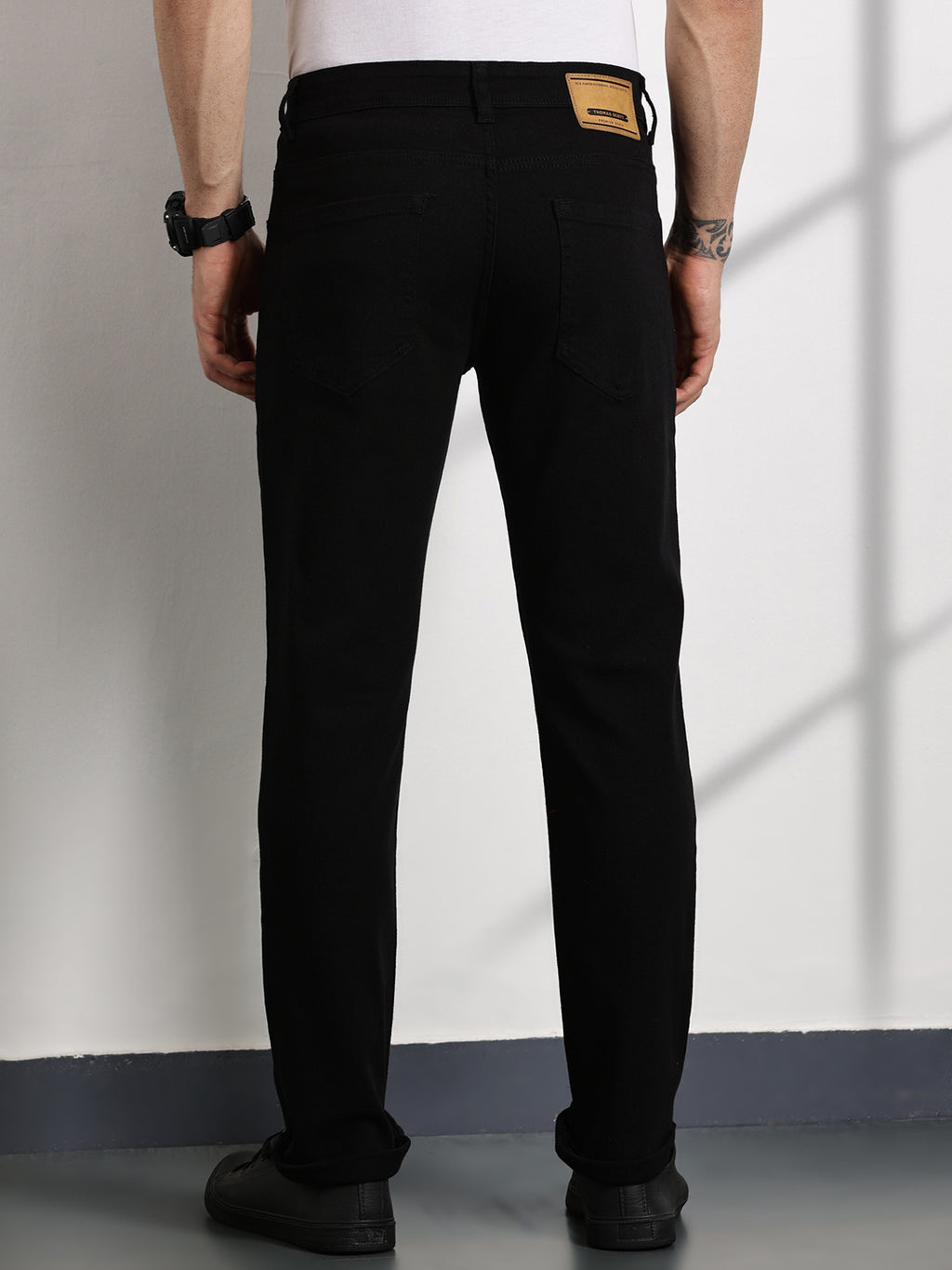 Thomas Scott Men Black Slim Fit Mid-Rise Clean Look Non stretchable Jeans