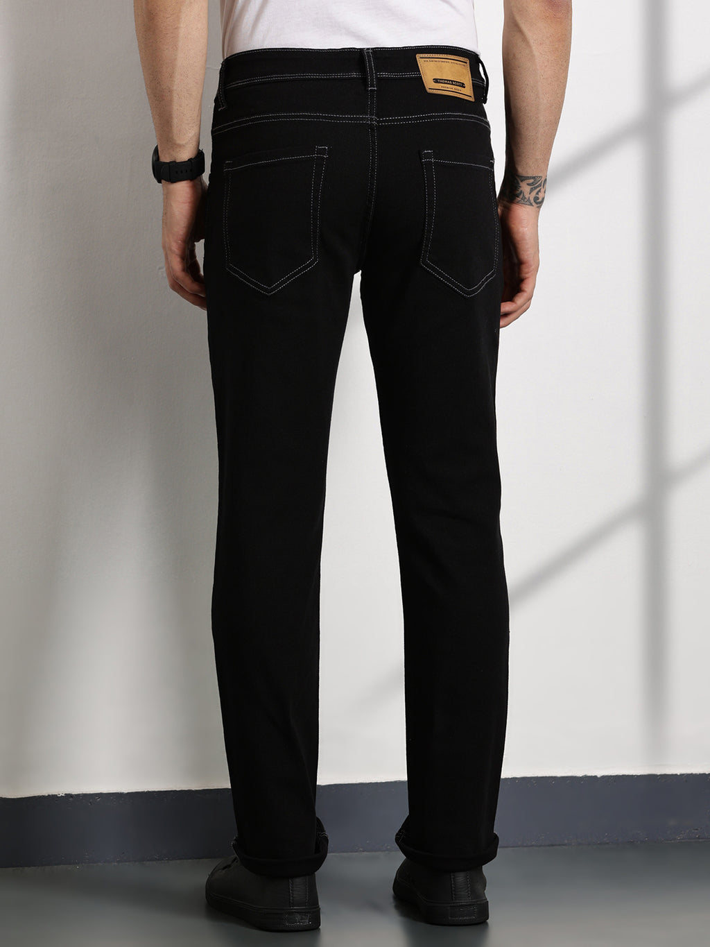 Thomas Scott Men Black Slim Fit Mid-Rise Clean Look Non stretchable Jeans