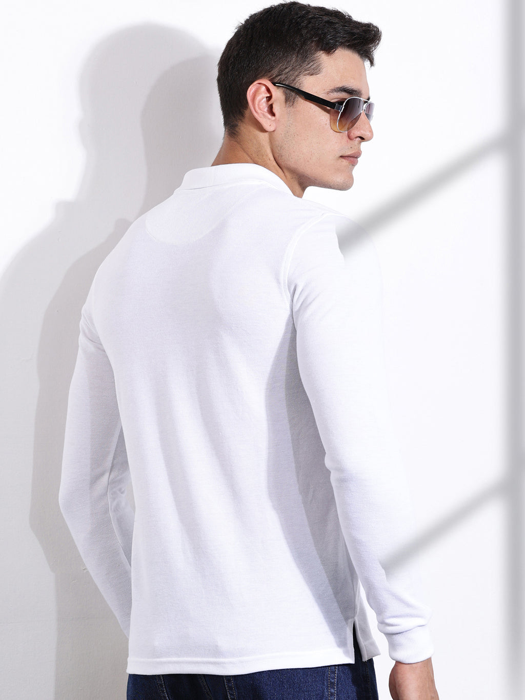 Thomas Scott Men White Solid Polo Collar T-shirt