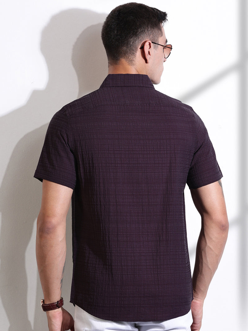 Thomas Scott Men DarkGrey Slim Fit Textured Seersucker Casual Shirt