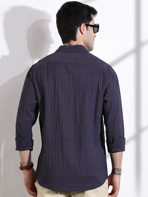 Thomas Scott Men DarkGrey Slim Fit Solid Seersucker Casual Shirt