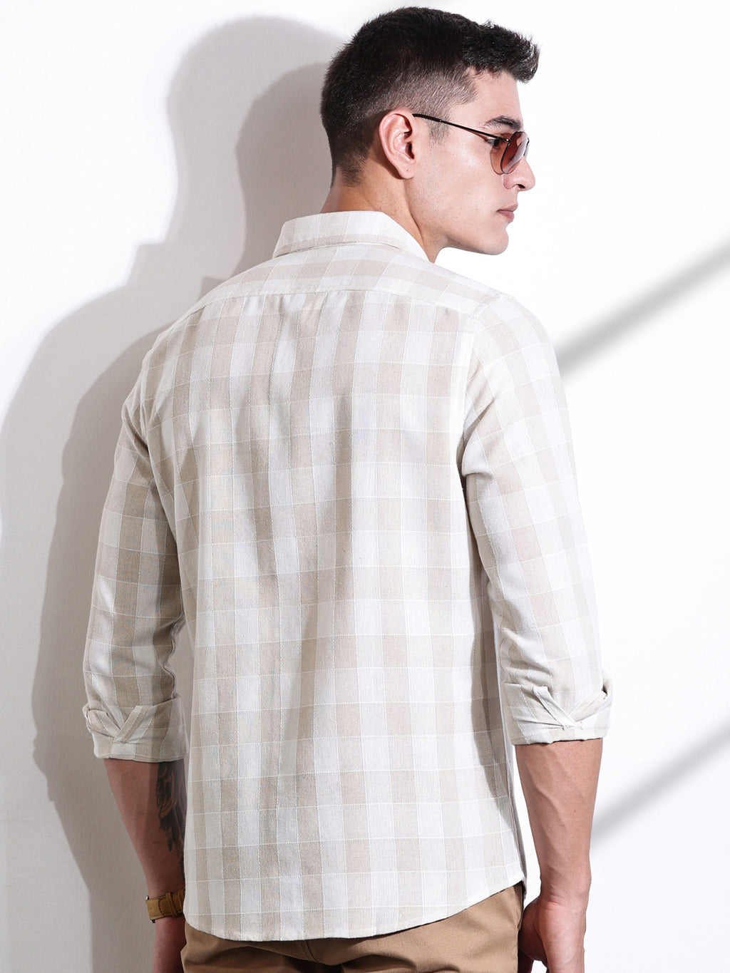 Thomas Scott Men Beige Slim Fit Windowpane Checked Cotton Casual Shirt