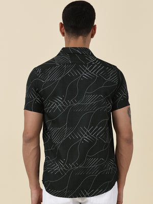 Thomas Scott Men Olive Slim Fit Short Sleeves Abstract Print Casual Shirt