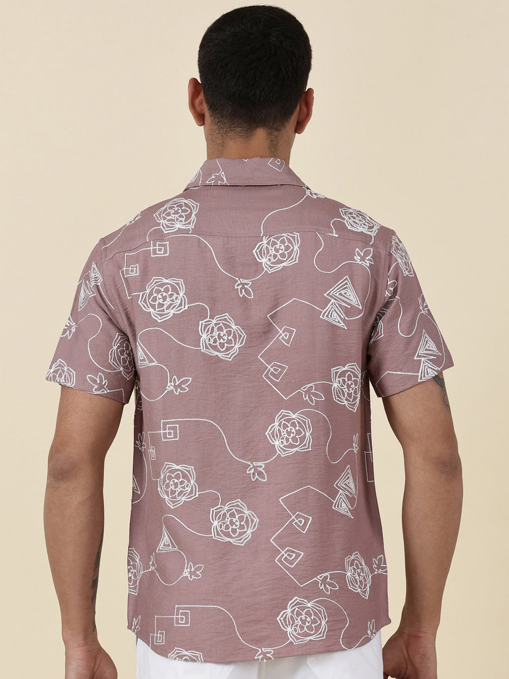 Thomas Scott Men Pink Regular Fit Short Sleeves Spread Collar Embroidered Shirt