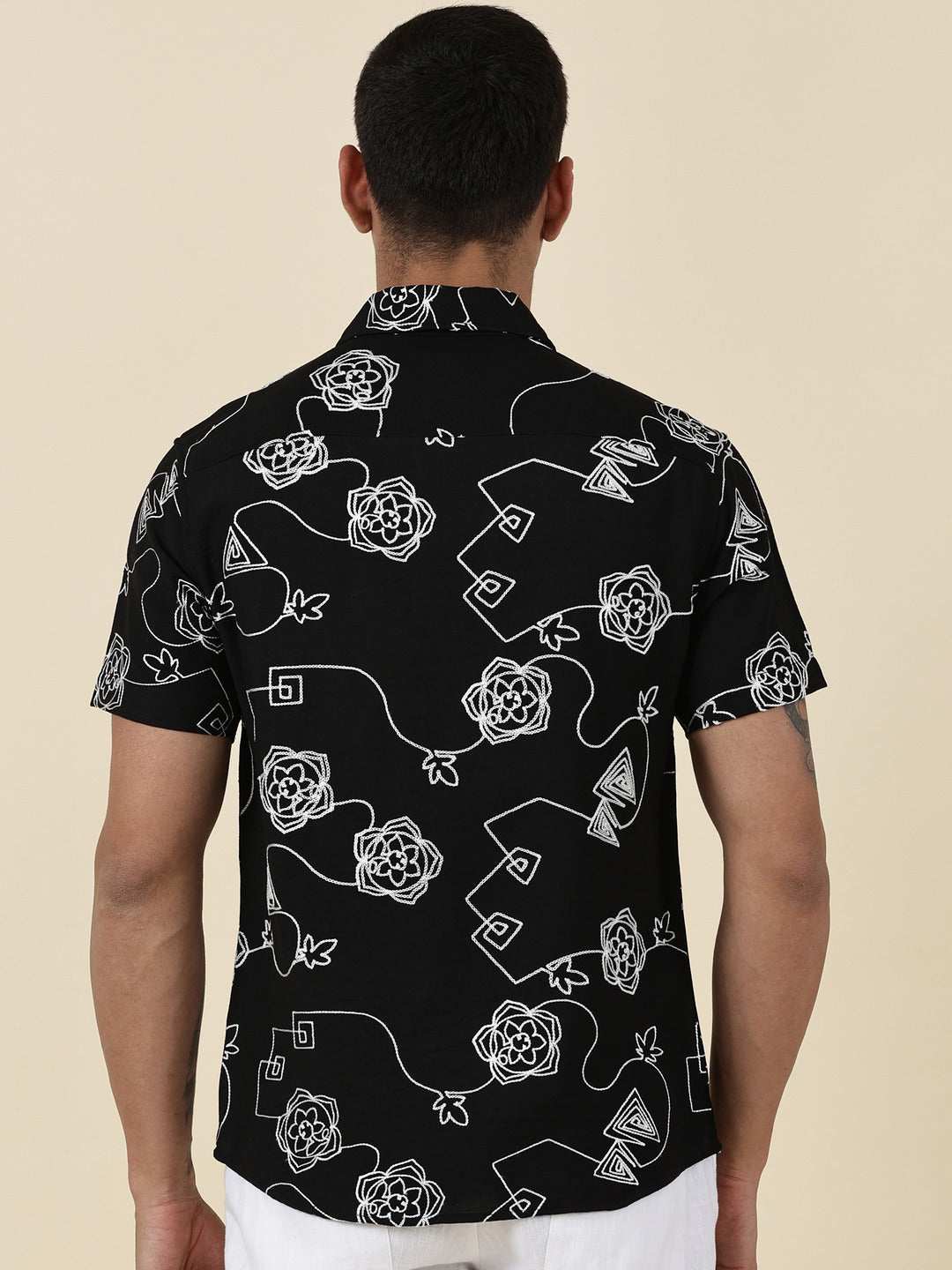 Thomas Scott Men Black Regular Fit Short Sleeves Spread Collar Embroidered Shirt