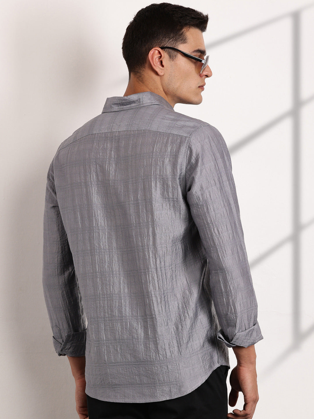 Thomas Scott Men Grey Slim Fit Long Sleeves Horizontal Stripes Casual Shirt