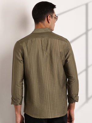 Thomas Scott Men Green Slim Fit Long Sleeves Vertical Stripes Casual Shirt