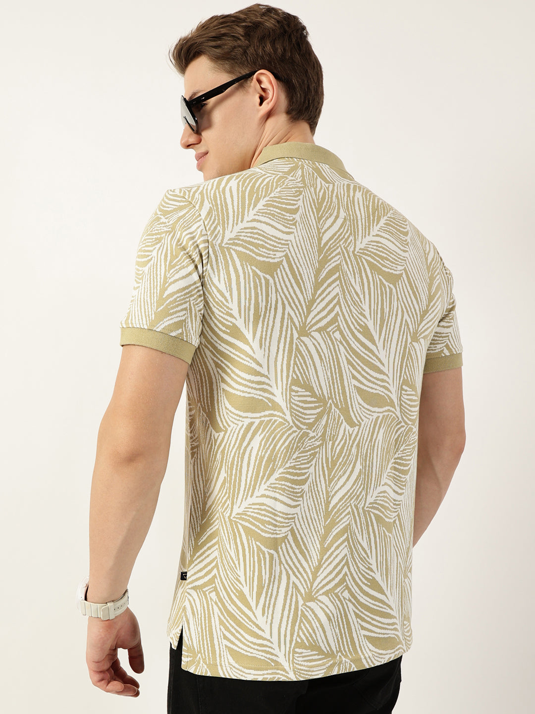 Thomas Scott Men Pista Floral Printed Polo Collar Pockets T-shirt