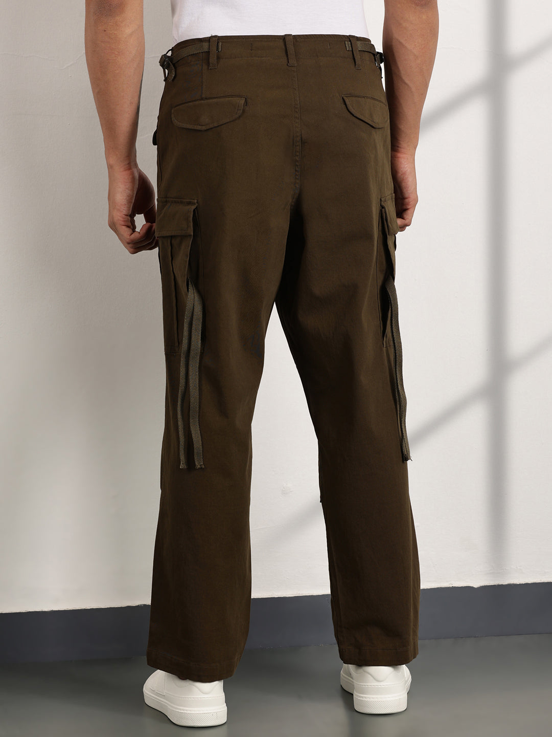 Thomas Scott Men Olive Mid-Rise Loose Fit Cotton Woven Cargo Trouser