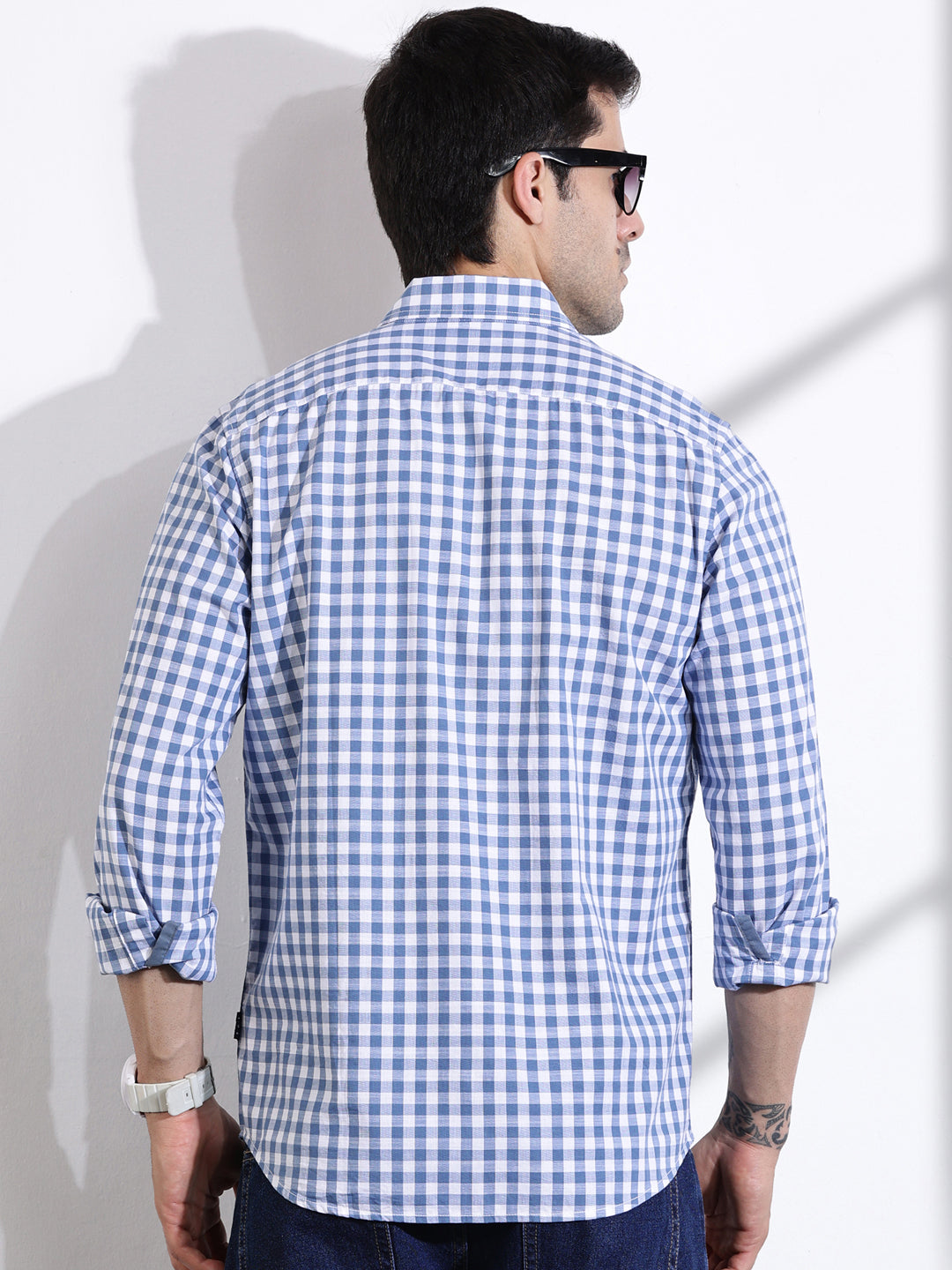 Thomas Scott Men Blue Slim Fit Long Sleeve Gingham Checks Cotton Casual Shirt