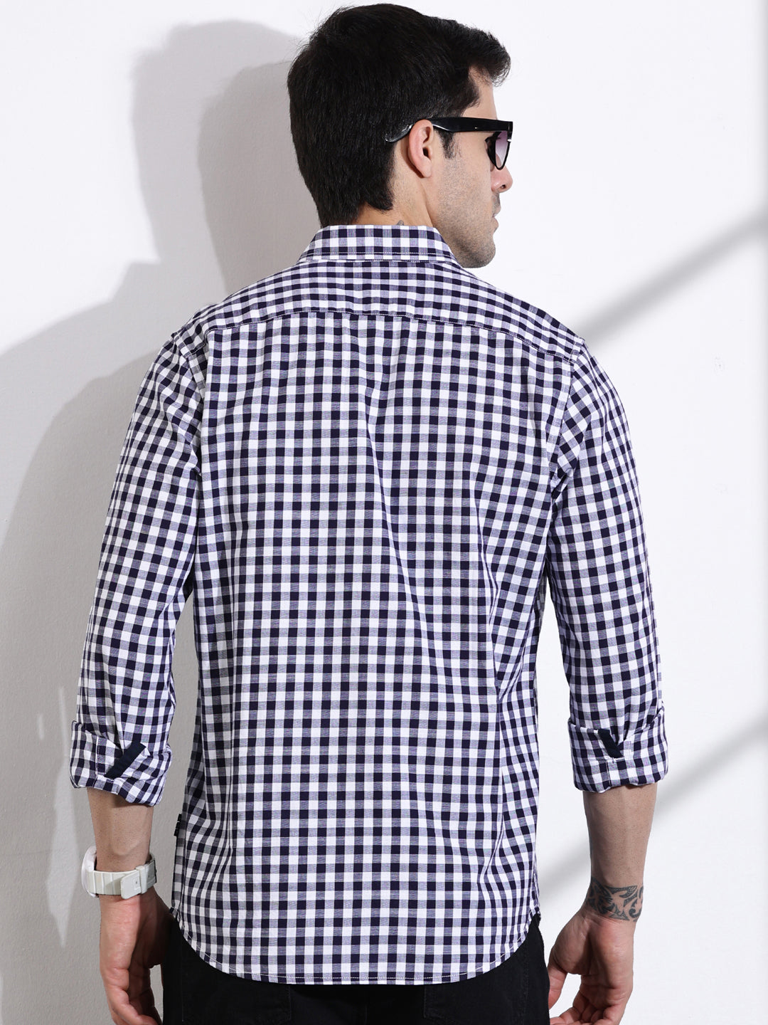 Thomas Scott Men Navy Slim Fit Long Sleeve Gingham Checks Cotton Casual Shirt
