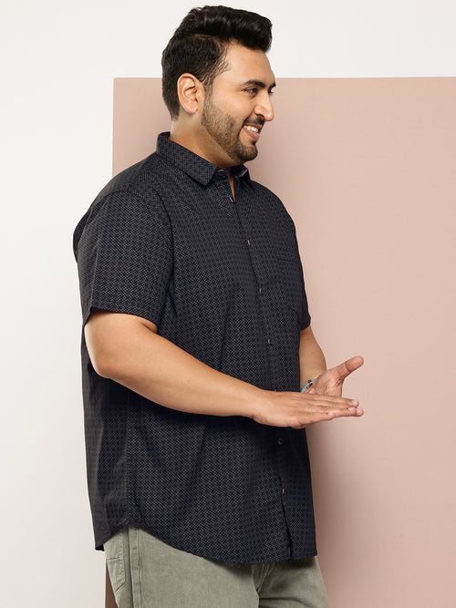 Thomas Scott Men Black Plus Size Regular Fit Short Sleeves Geometric Printed Woven Casual Shirt