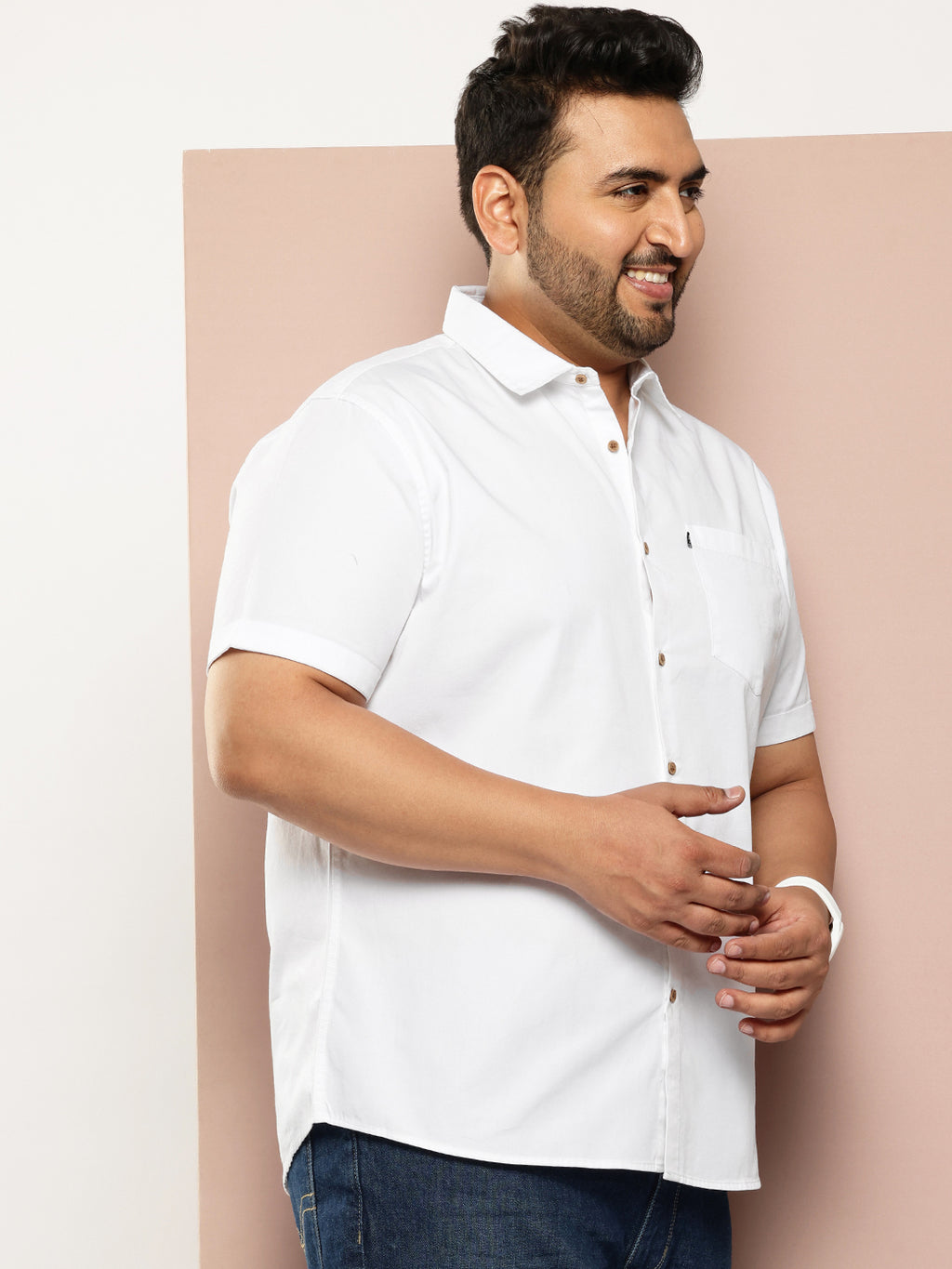 Thomas Scott Men White Plus Size Regular Fit Short Sleeves Spread Collar Pure Cotton Casual Shirt