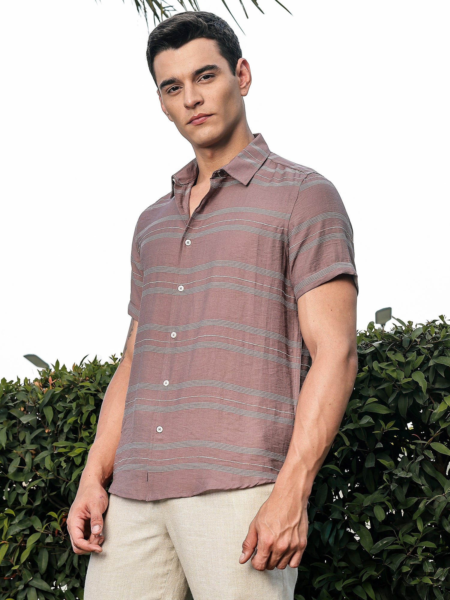 Thomas Scott Men Brown Slim Fit Short Sleeves Horizontal Stripes Woven Casual Shirt