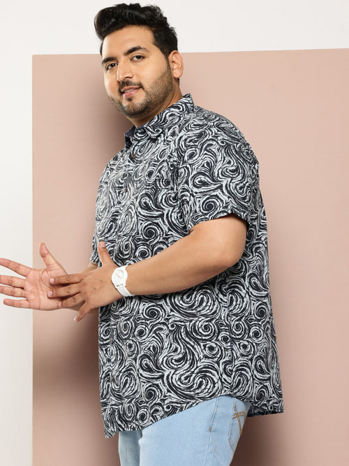 Thomas Scott Men Navy Plus Size Regular Fit Short Sleeves Abstract Print Woven Casual Shirt