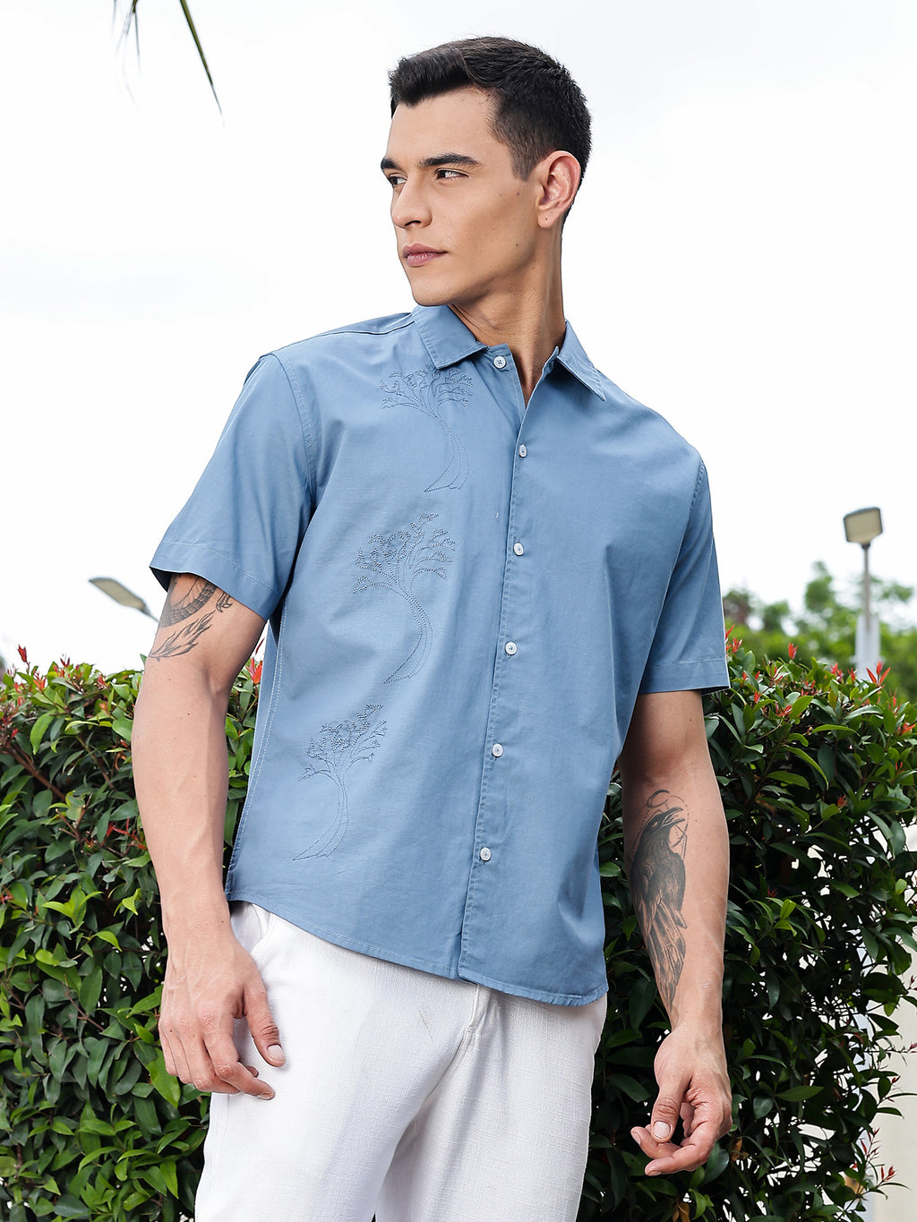 Thomas Scott Men Medium Blue Regular Fit Short Sleeves Spread Collar Embroidered Shirt