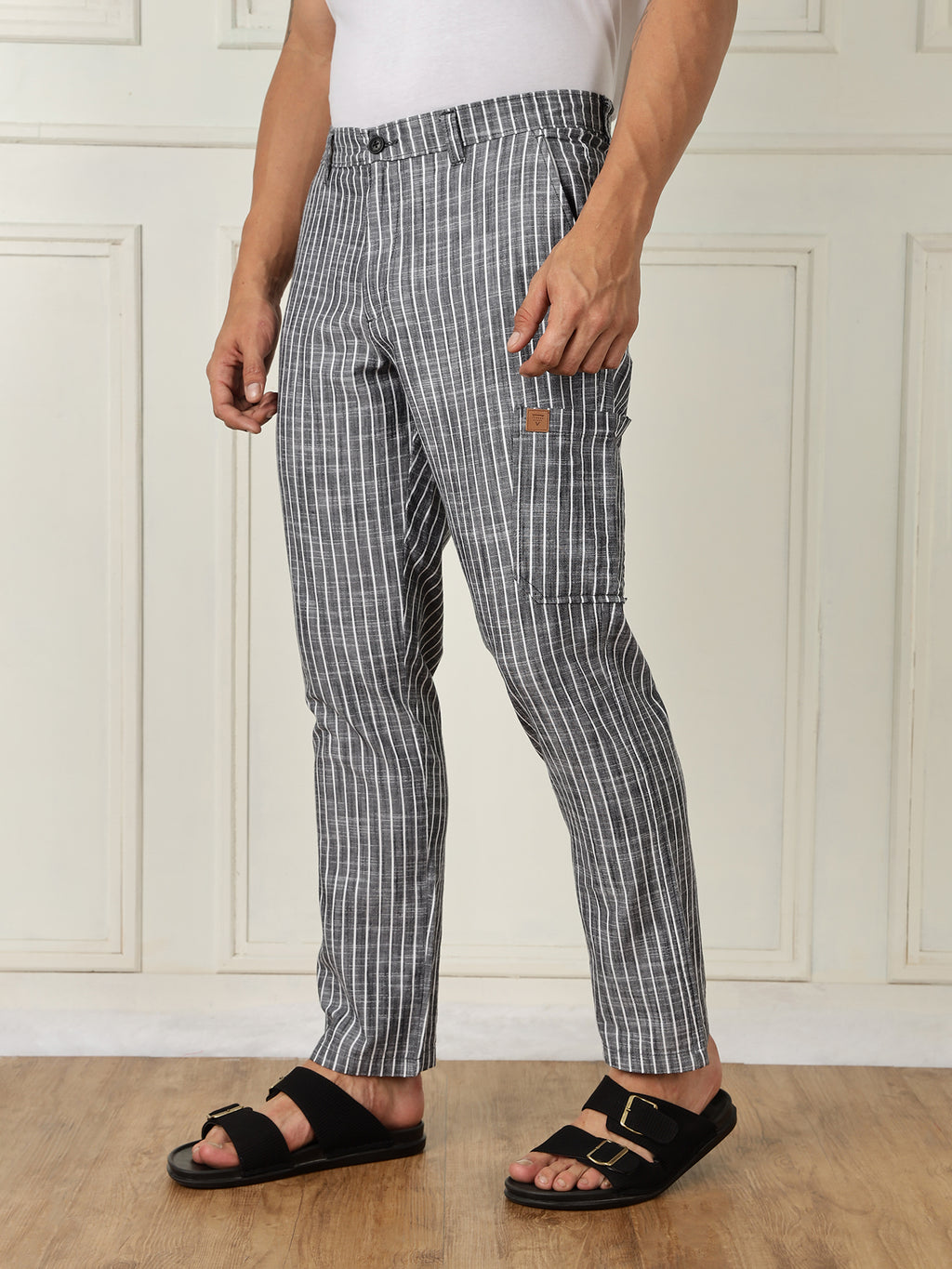 Thomas Scott Men Black Mid-Rise Straight Fit Striped Linen Trouser