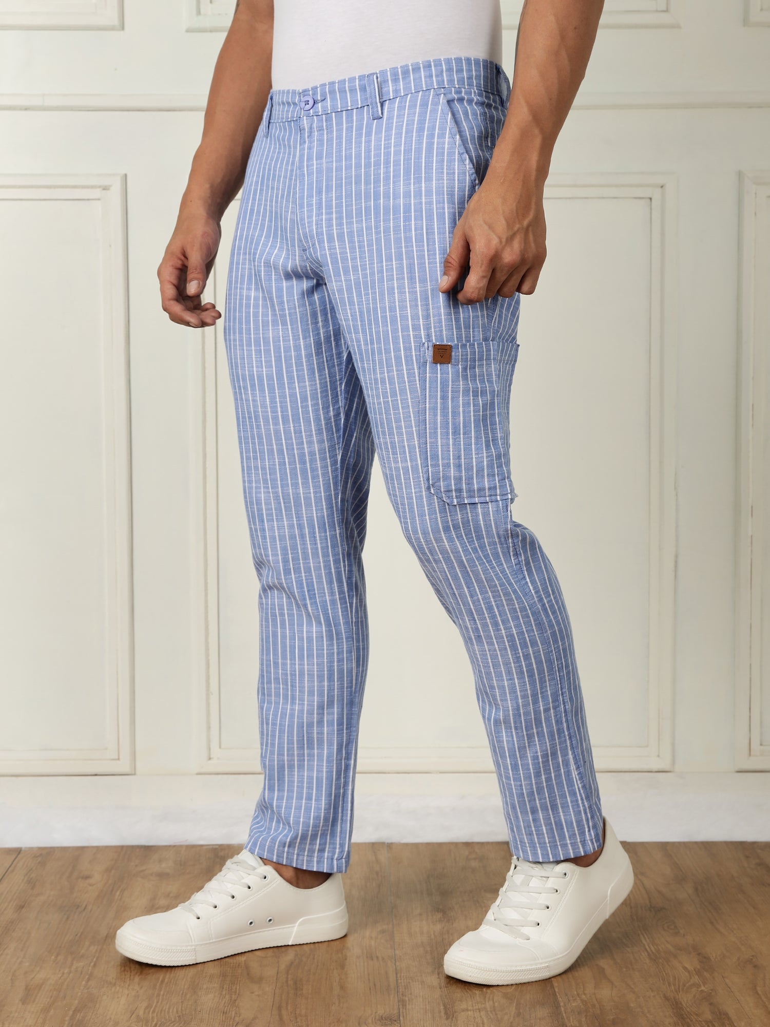 Thomas Scott Men Blue Mid-Rise Straight Fit Striped Linen Trouser