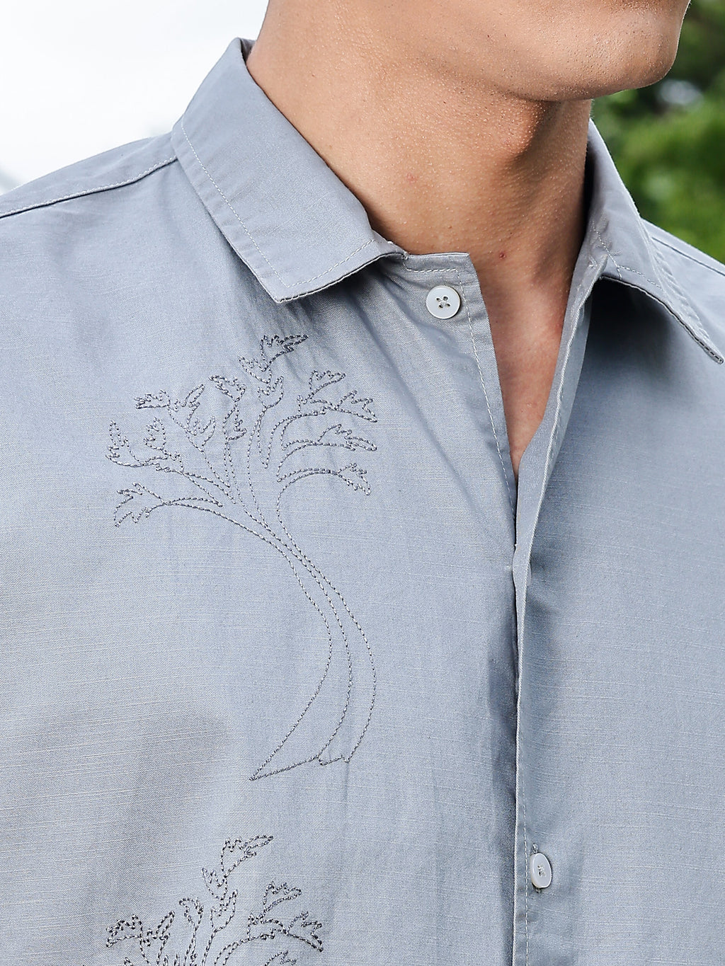 Thomas Scott Men Light Grey Regular Fit Short Sleeves Spread Collar Embroidered Shirt