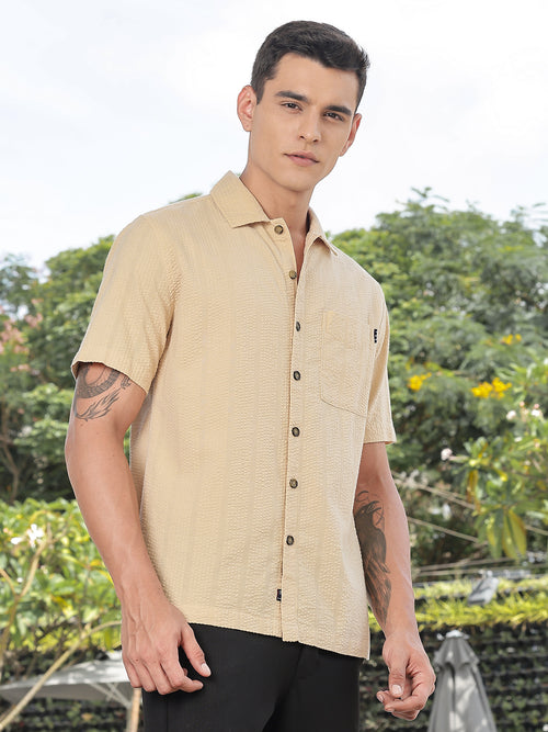 Thomas Scott Men Beige Slim Fit Short Sleeves Self Design Seersucker Shirt